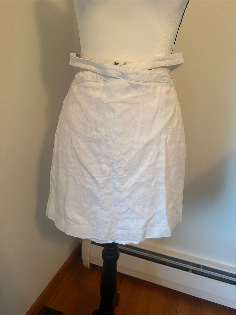 NWT Abercrombie and Fitch White Skirt